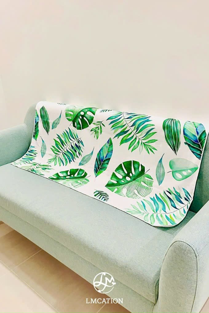 Khăn Tắm Đa Năng LMcation - Hoạ Tiết Đủ màu