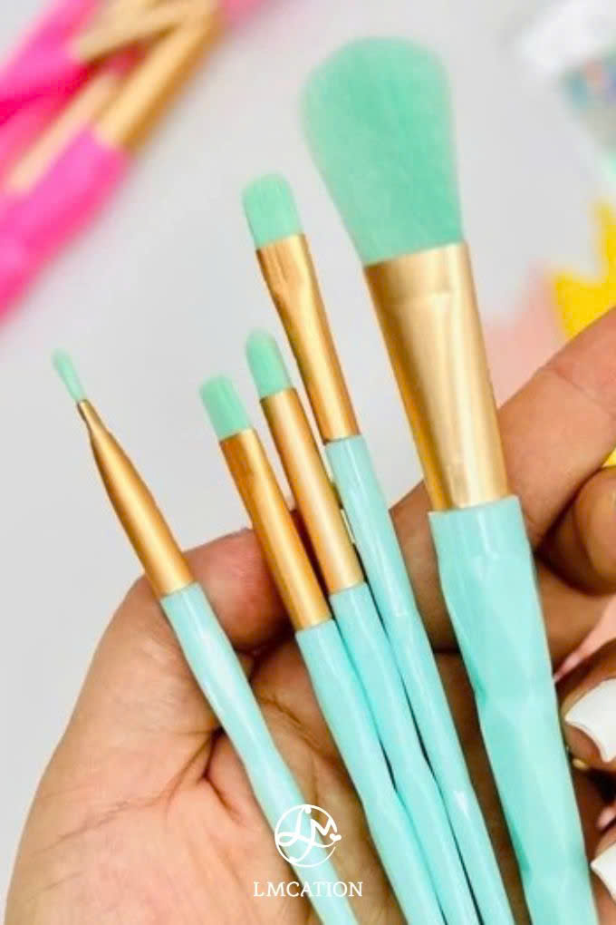 Set 5 Cây Cọ Trang Điểm Tiện Lợi, Nhỏ Gọn & Dễ Dùng