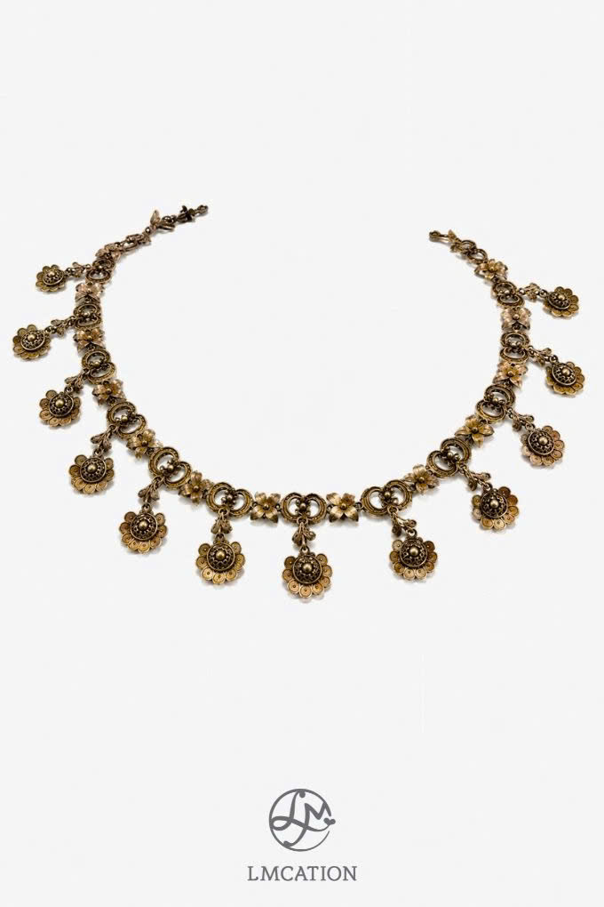 Unique piece royal antique necklace – a mark of time & protective energy